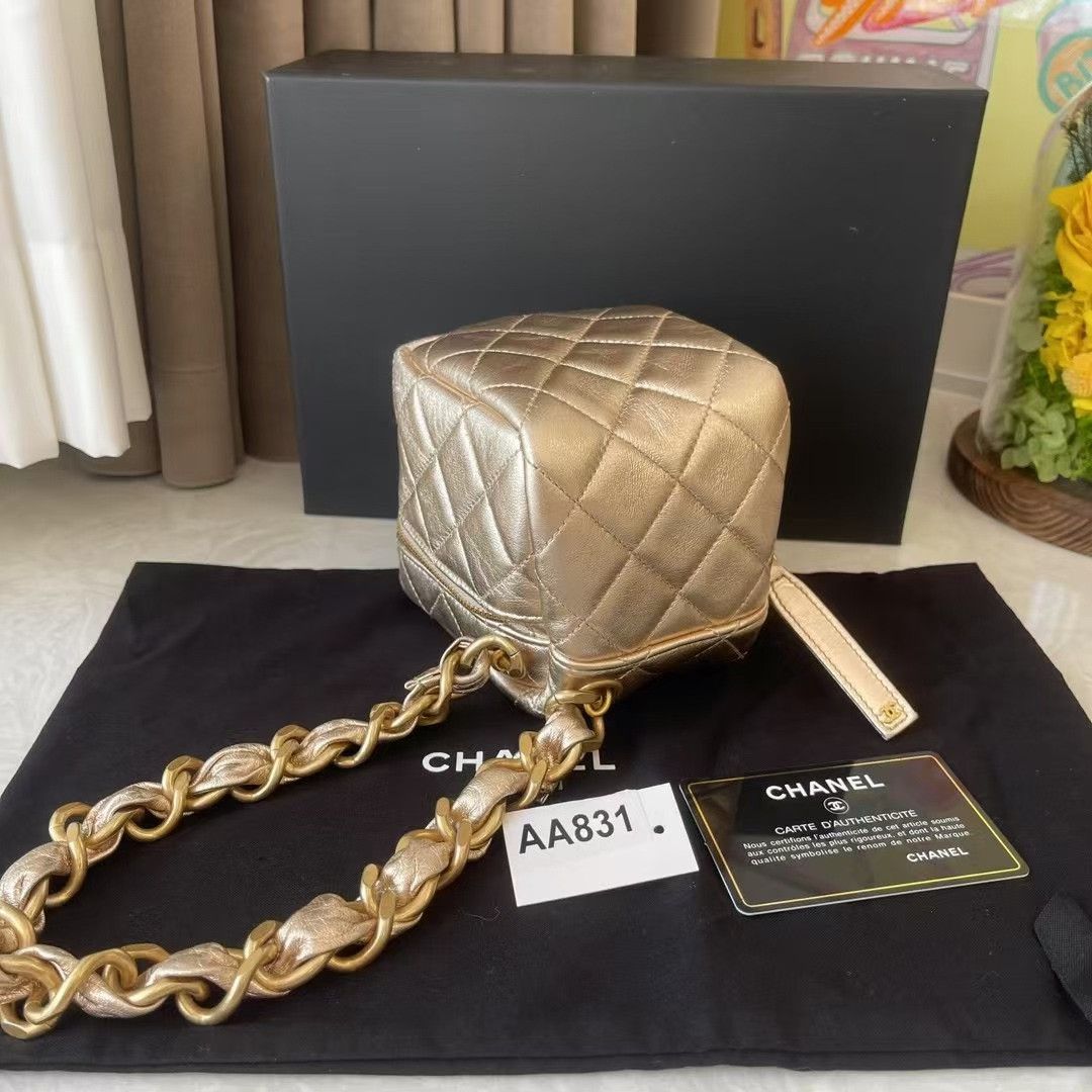Chanel Pre-loved Bag Very good condition Size ONE SIZE - 7 Thumbnail