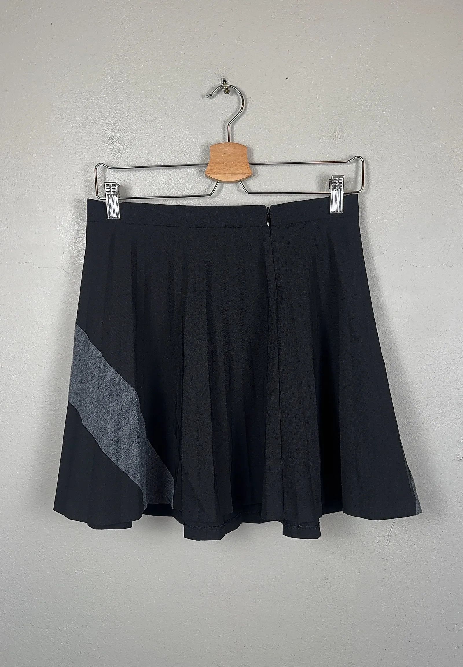 Lacoste Lacoste Skirt Size 26" / US 2 / IT 38 - 4 Thumbnail