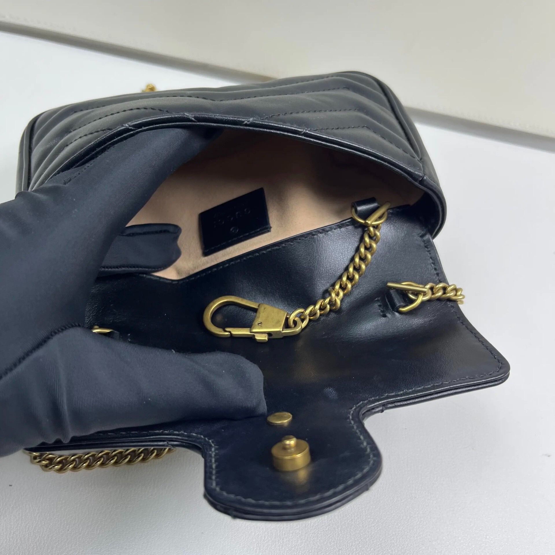 Gucci Pre-loved Bag Very good condition Size ONE SIZE - 9 Thumbnail