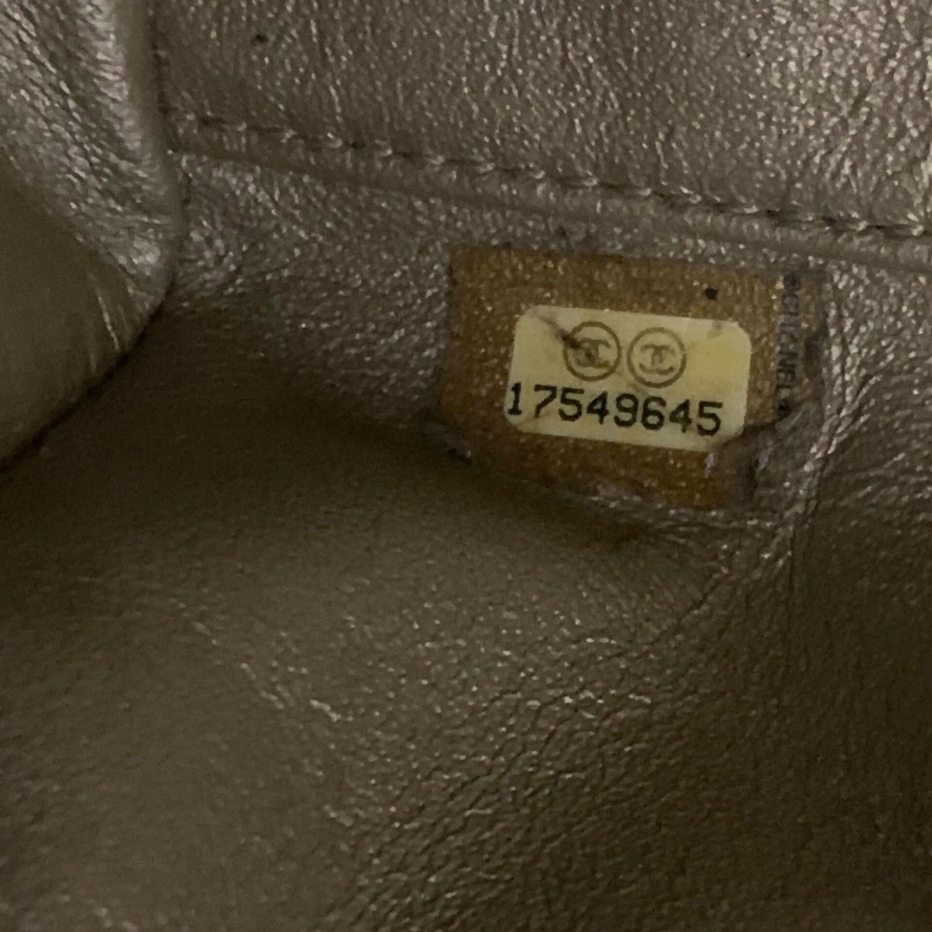 Chanel Pre-loved Bag Very good condition Size ONE SIZE - 9 Thumbnail