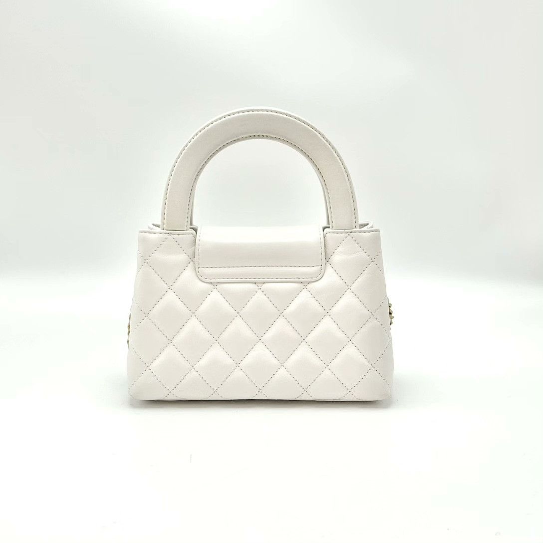 Chanel Pre-loved Bag Very good condition Size ONE SIZE - 2 Thumbnail
