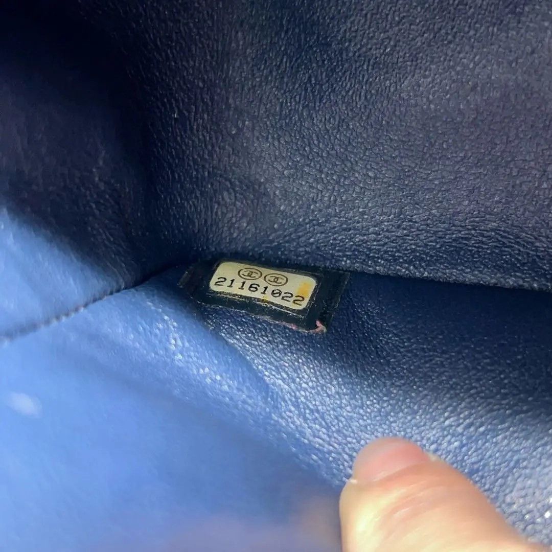 Chanel Pre-loved Bag Very good condition Size ONE SIZE - 9 Thumbnail