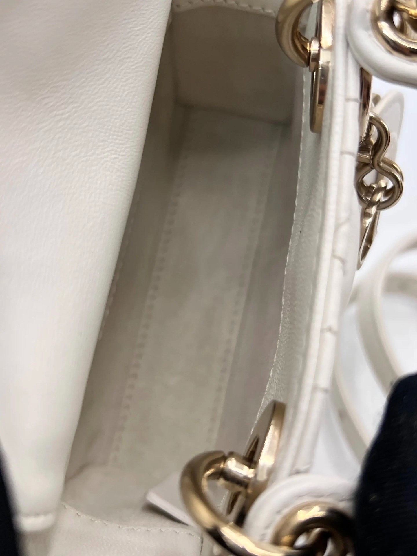 Dior Pre-loved Bag Very good condition Size ONE SIZE - 8 Thumbnail