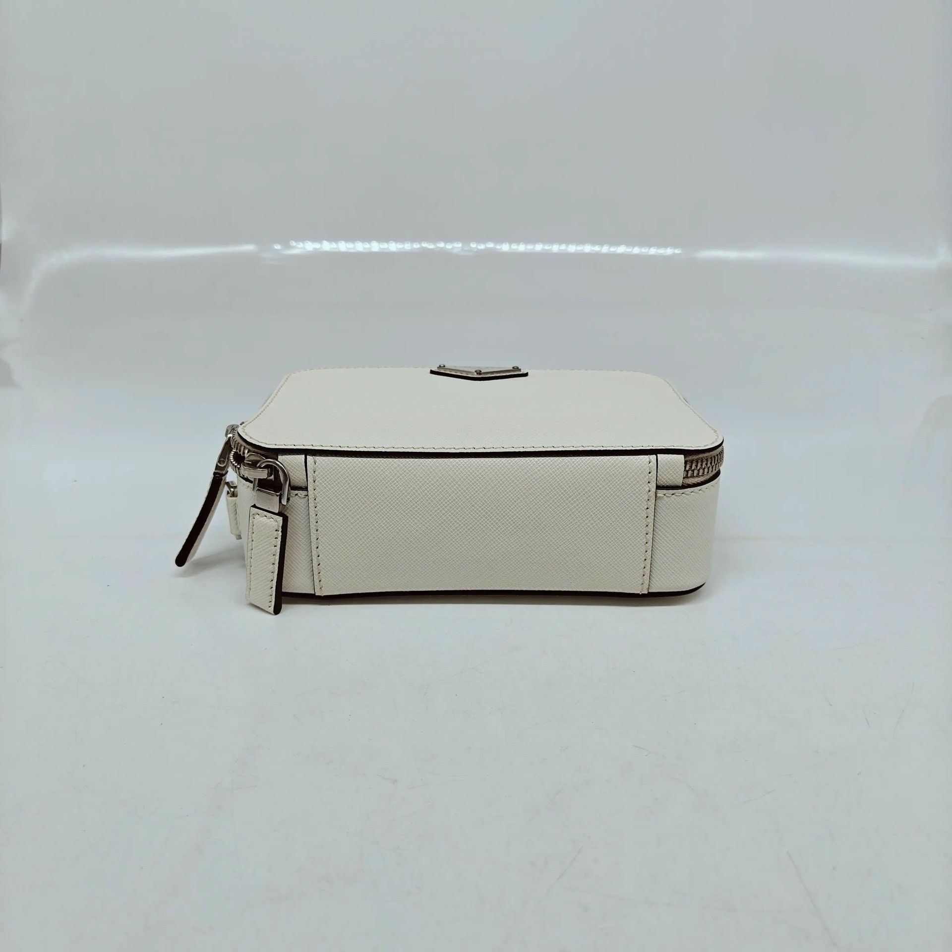 Prada Pre-loved Bag Very good condition Size ONE SIZE - 6 Thumbnail