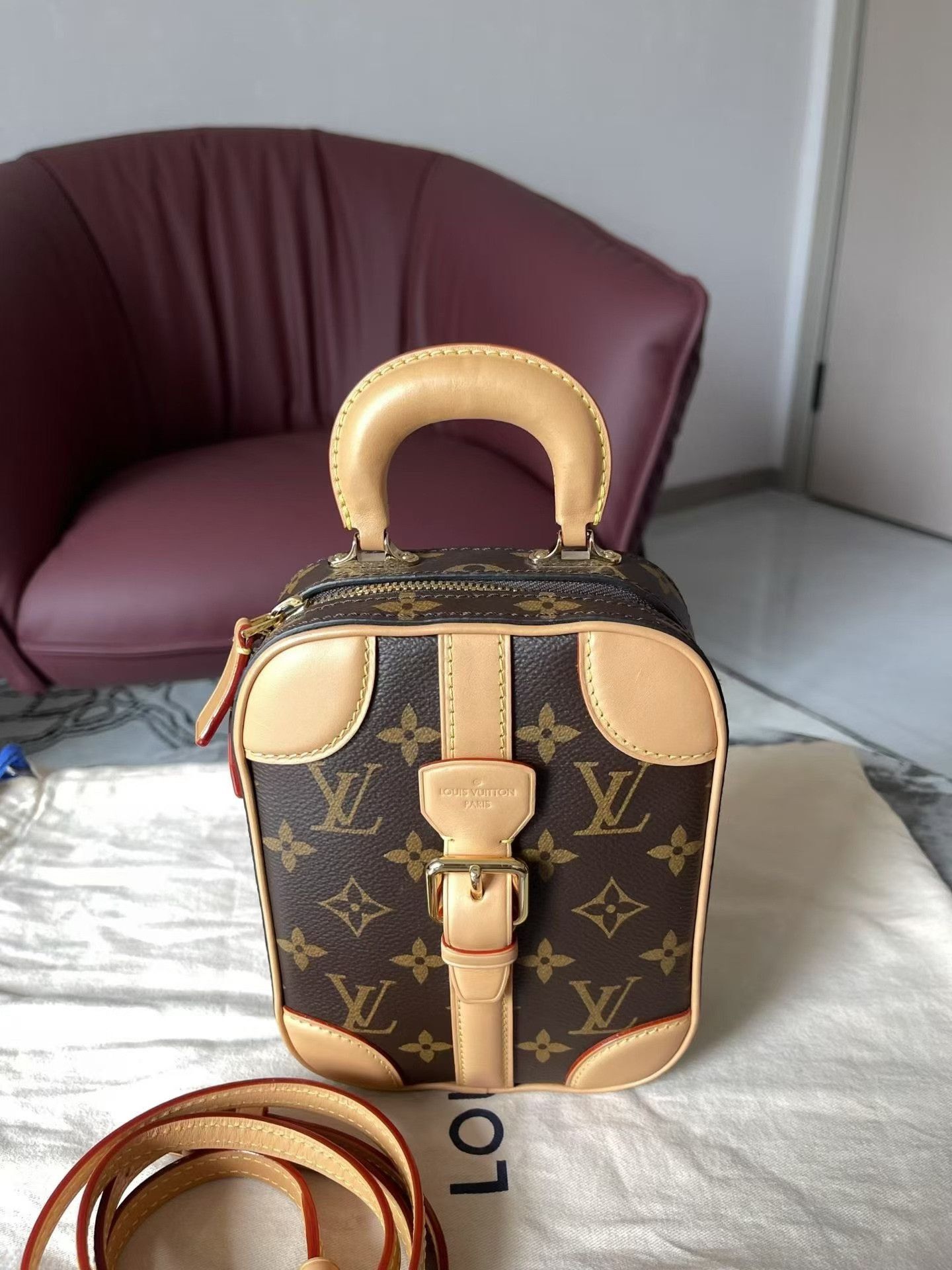 Louis Vuitton Pre-loved Bag Very good condition Size ONE SIZE - 2 Thumbnail