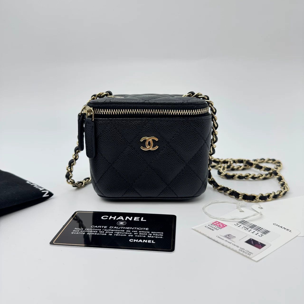 Chanel Pre-loved Bag Very good condition Size ONE SIZE - 4 Thumbnail