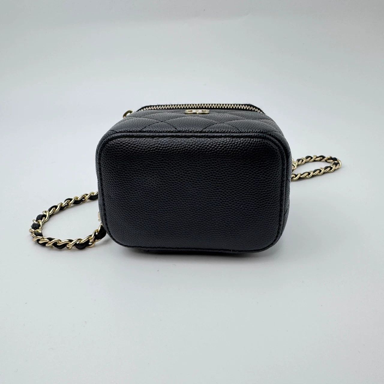 Chanel Pre-loved Bag Very good condition Size ONE SIZE - 8 Thumbnail