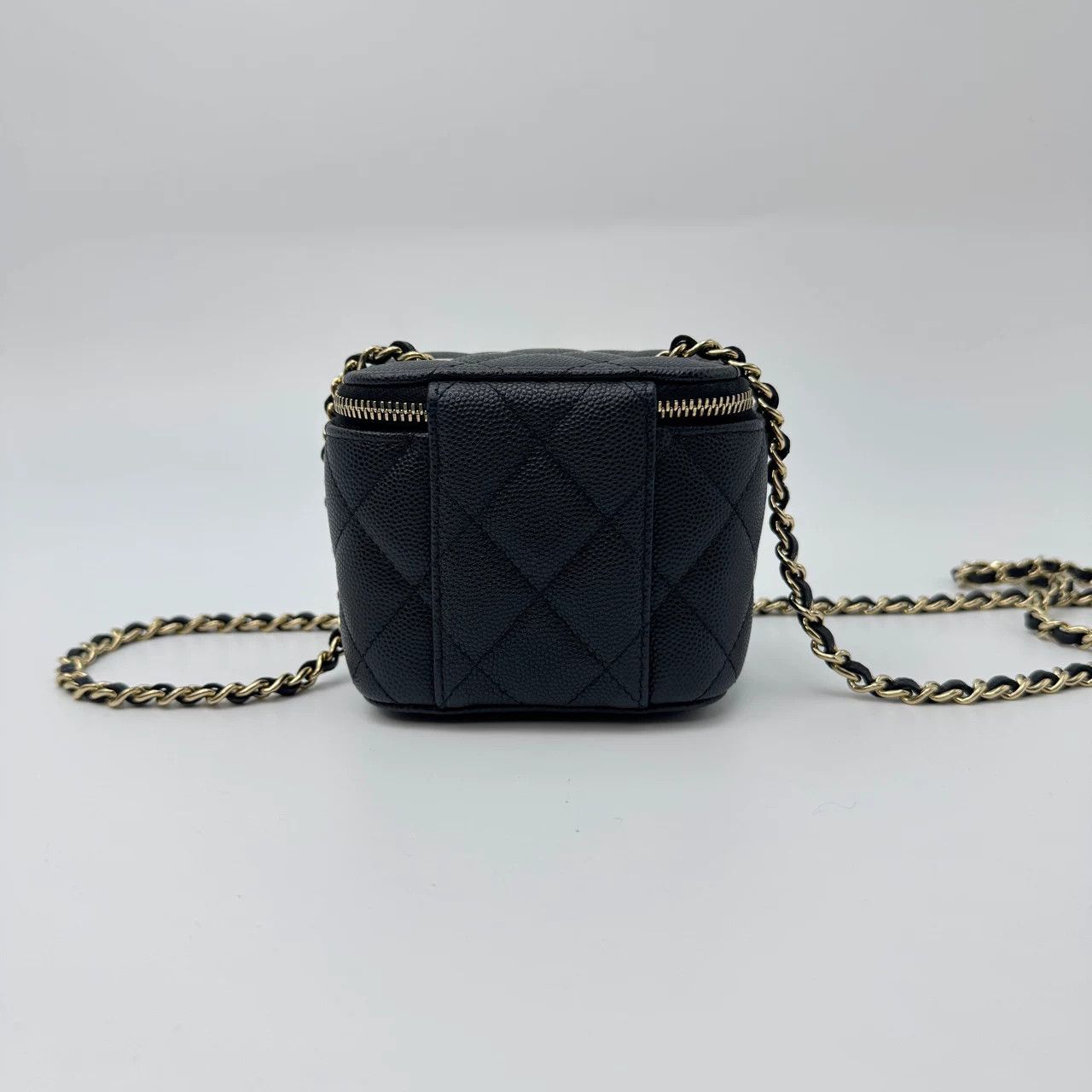 Chanel Pre-loved Bag Very good condition Size ONE SIZE - 3 Thumbnail