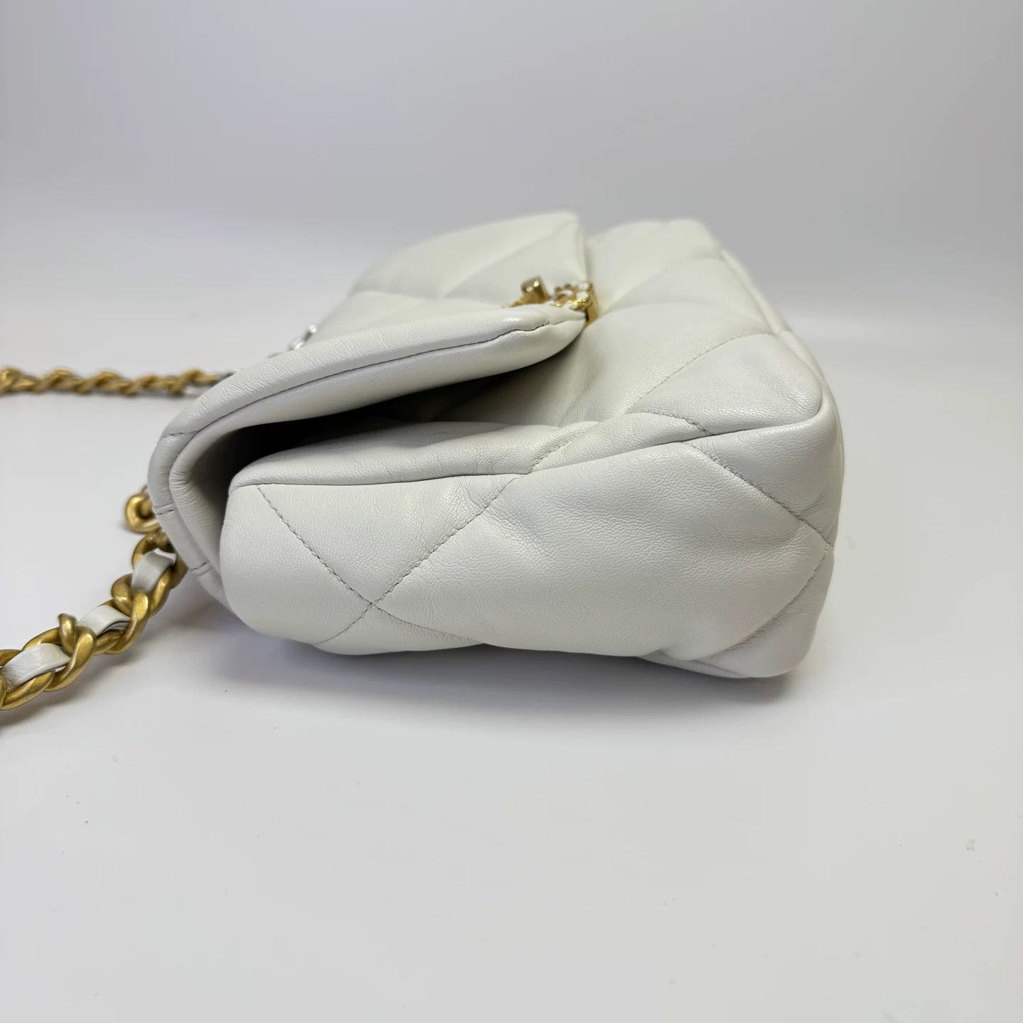 Chanel Pre-loved Bag Very good condition Size ONE SIZE - 3 Thumbnail
