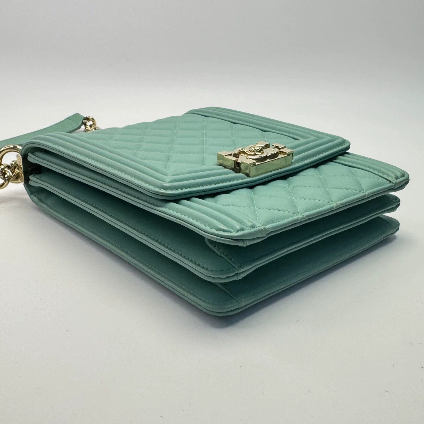 Chanel Pre-loved Bag Very good condition Size ONE SIZE - 4 Thumbnail