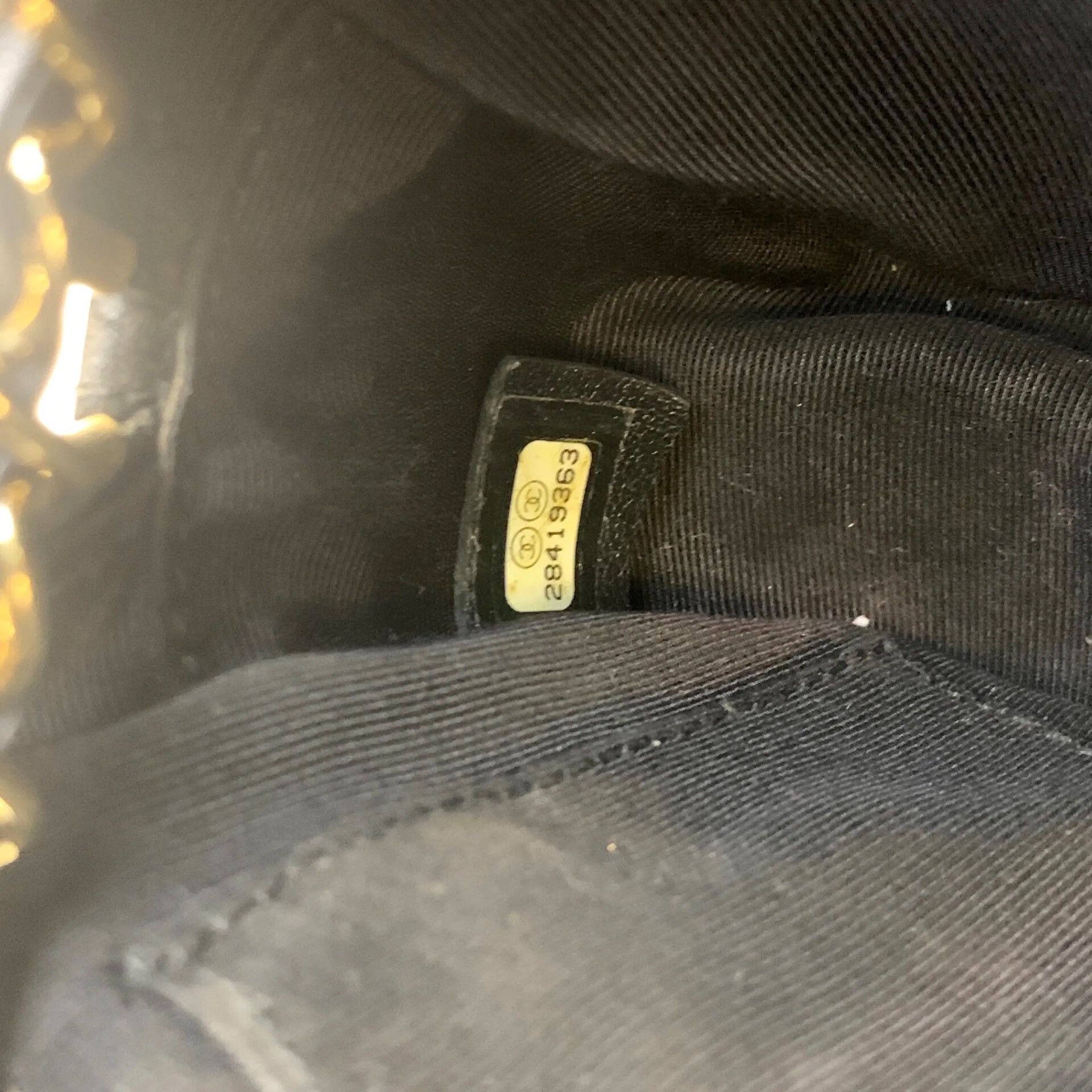 Chanel Pre-loved Bag Very good condition Size ONE SIZE - 9 Thumbnail