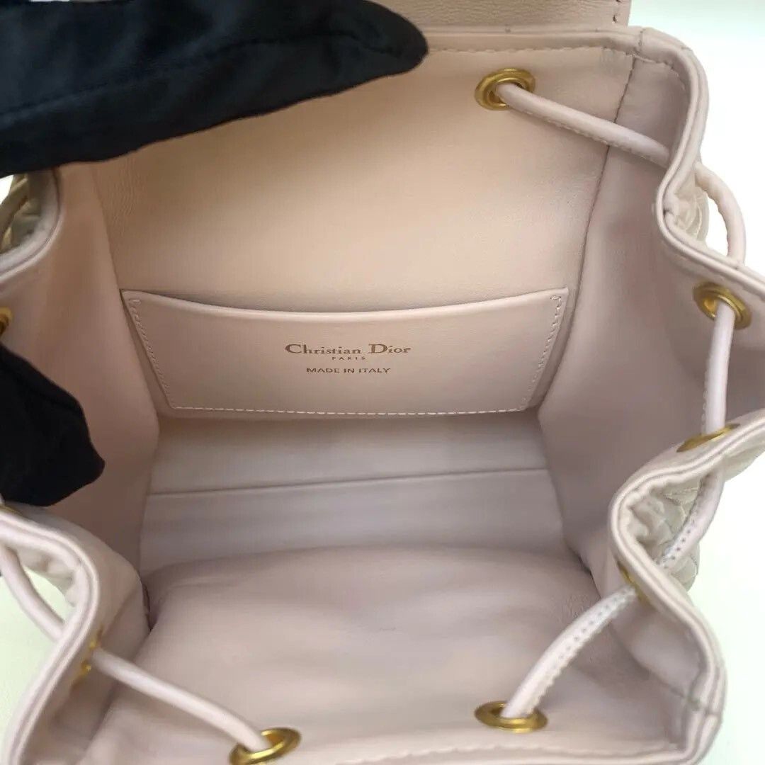 Dior Pre-loved Bag Very good condition Size ONE SIZE - 8 Thumbnail
