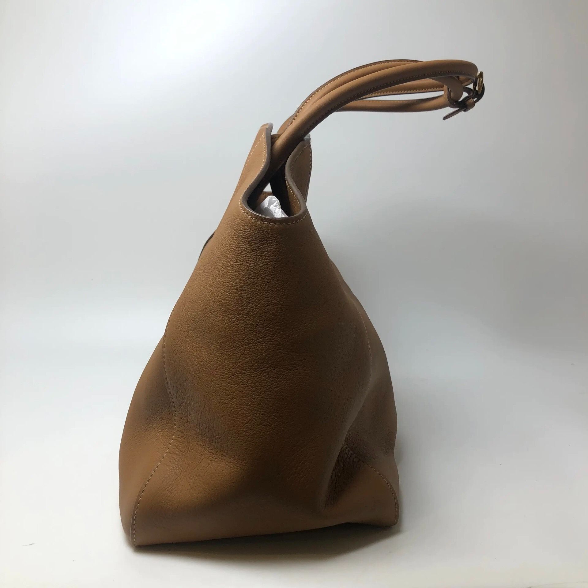 Prada Pre-loved Bag Very good condition Size ONE SIZE - 3 Thumbnail
