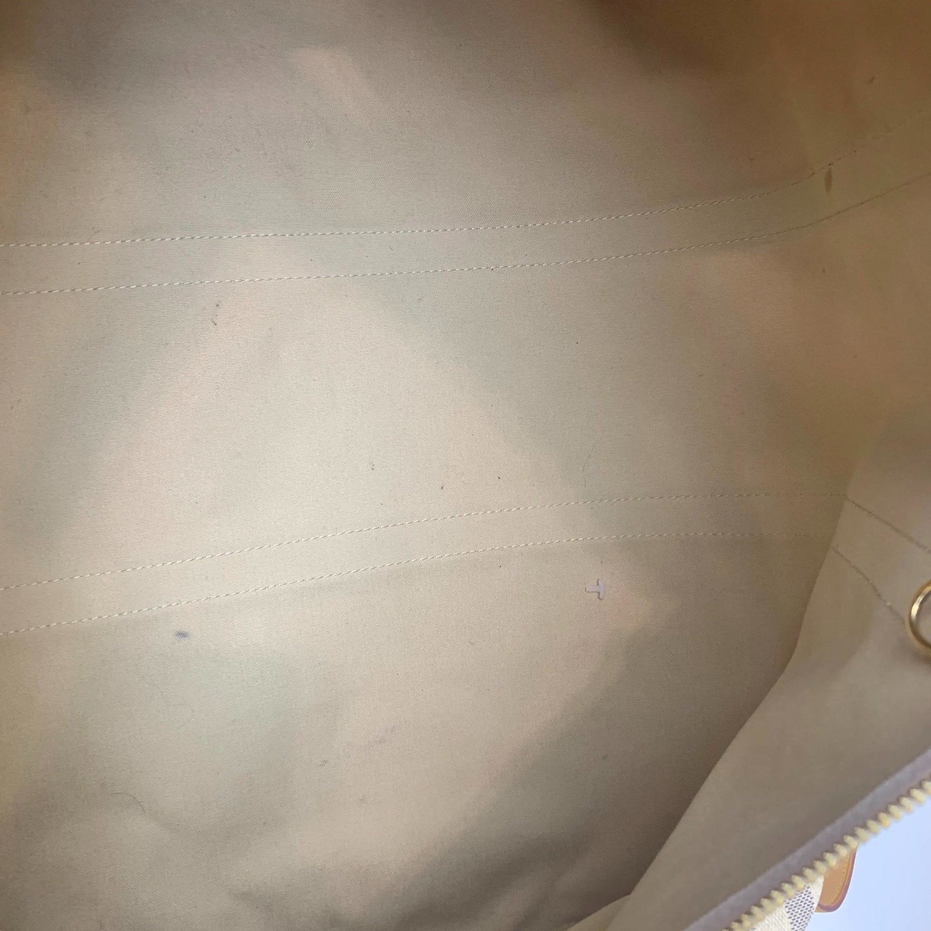 Louis Vuitton Pre-loved Bag Very good condition Size ONE SIZE - 9 Thumbnail