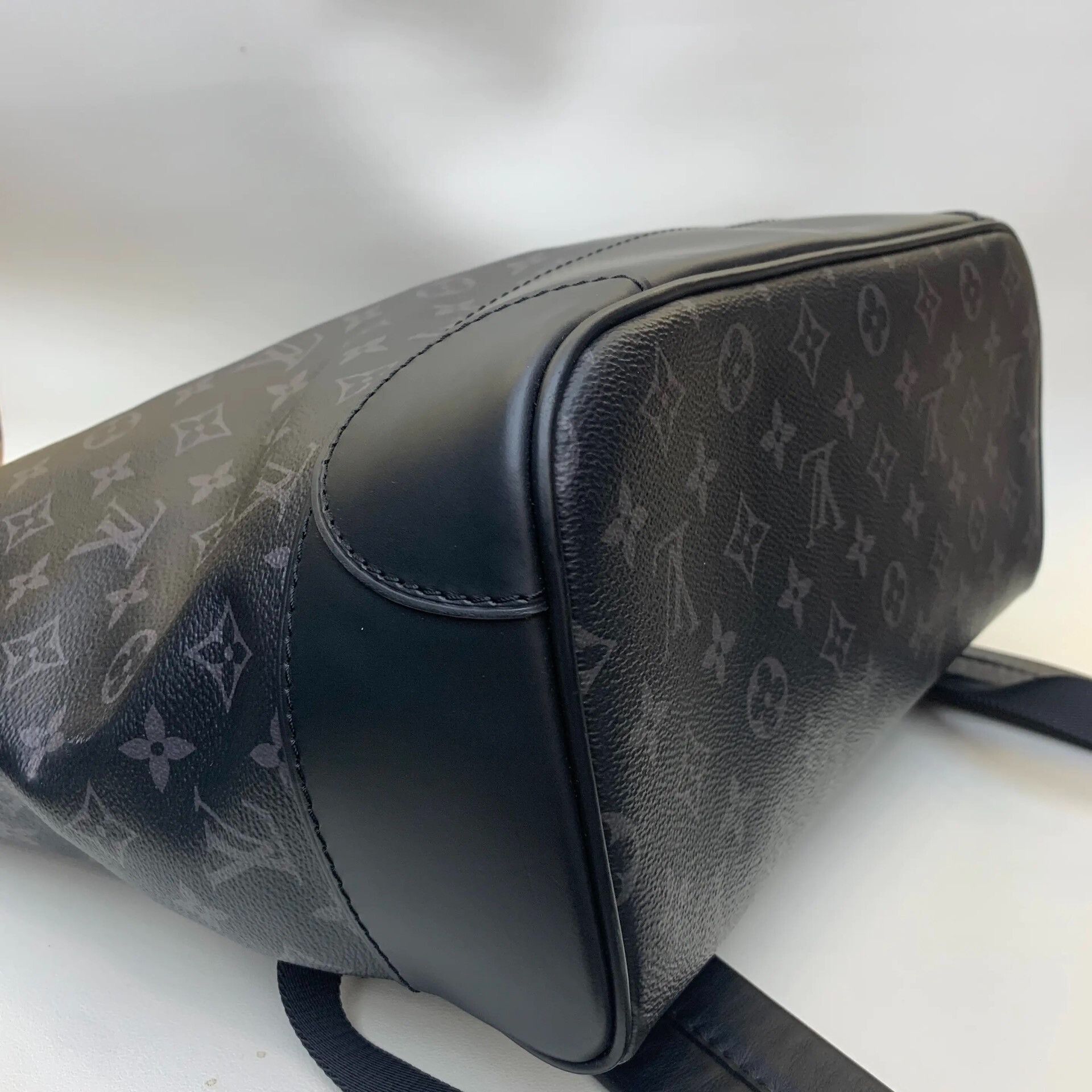Louis Vuitton Pre-loved Bag Very good condition Size ONE SIZE - 6 Thumbnail