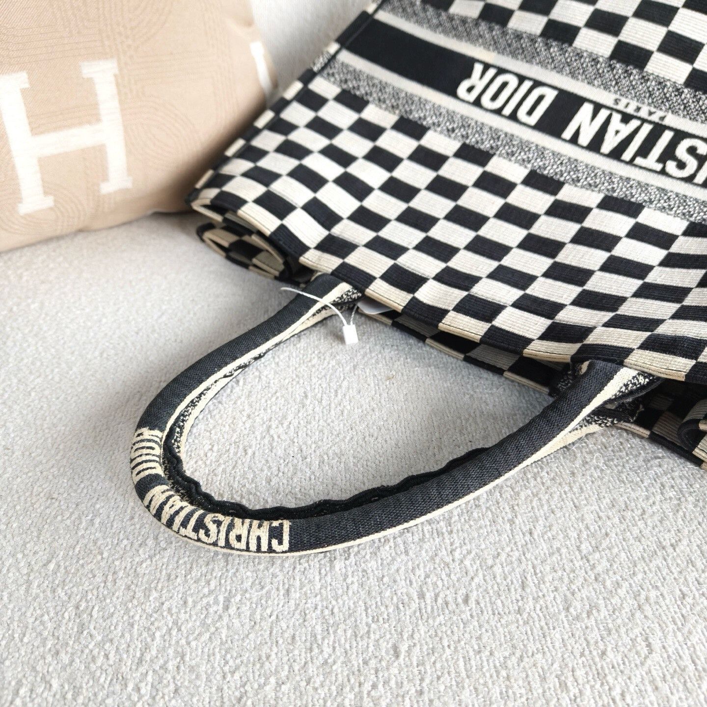 Dior Pre-loved Bag Very good condition Size ONE SIZE - 2 Thumbnail