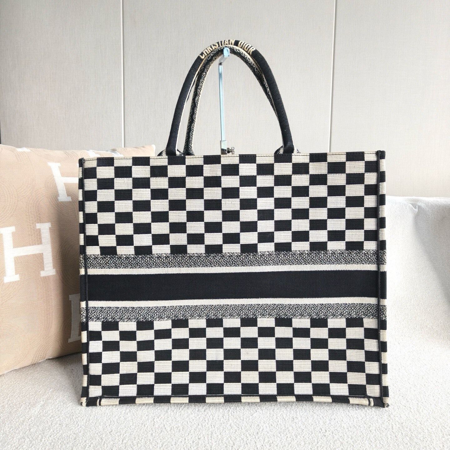 Dior Pre-loved Bag Very good condition Size ONE SIZE - 3 Thumbnail