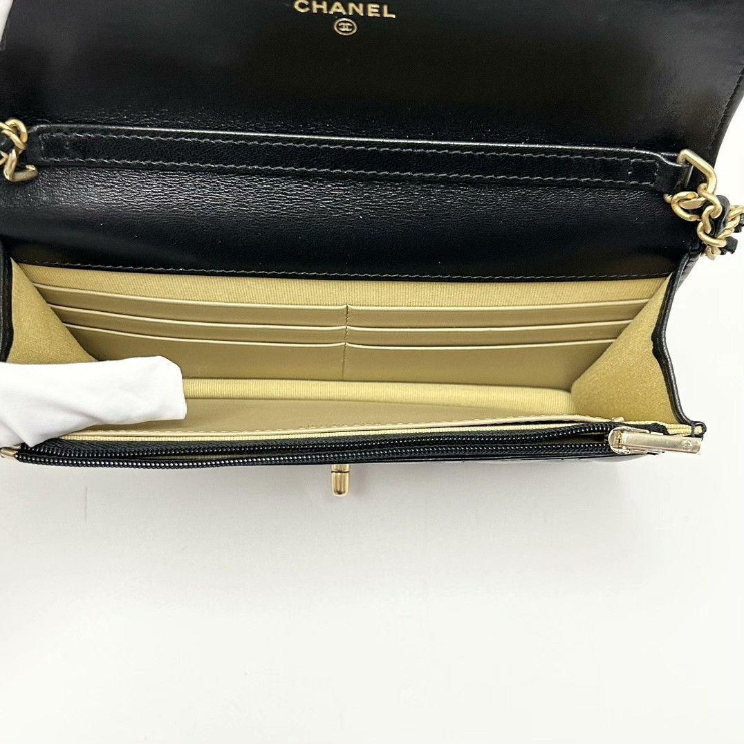 Chanel Pre-loved Bag Very good condition Size ONE SIZE - 6 Thumbnail