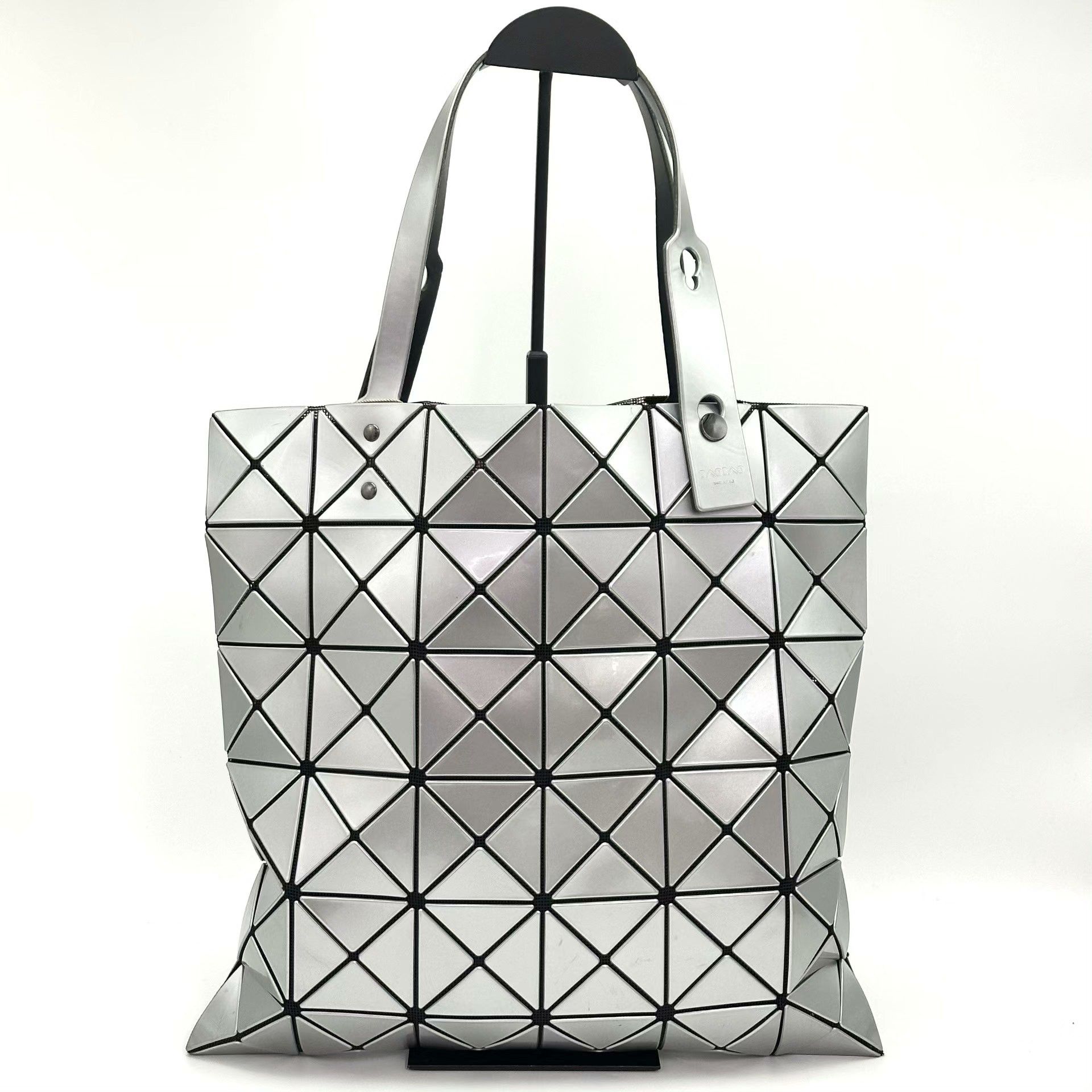 Issey Miyake Pre-loved Bag Very good condition Size ONE SIZE - 3 Thumbnail
