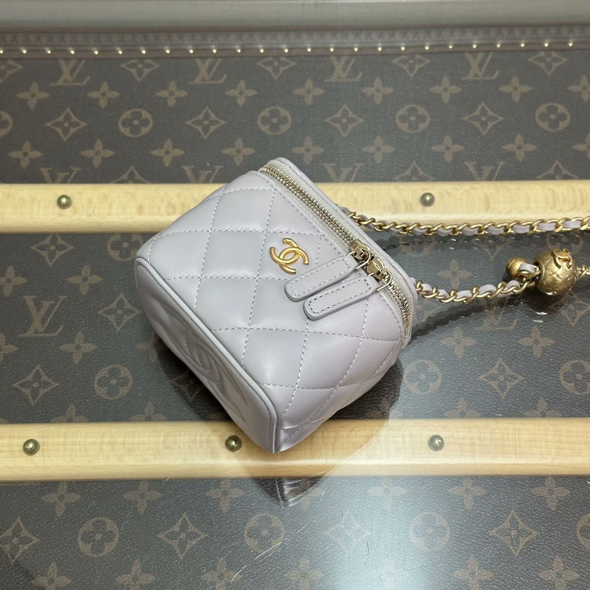 Chanel Pre-loved Bag Very good condition Size ONE SIZE - 3 Thumbnail