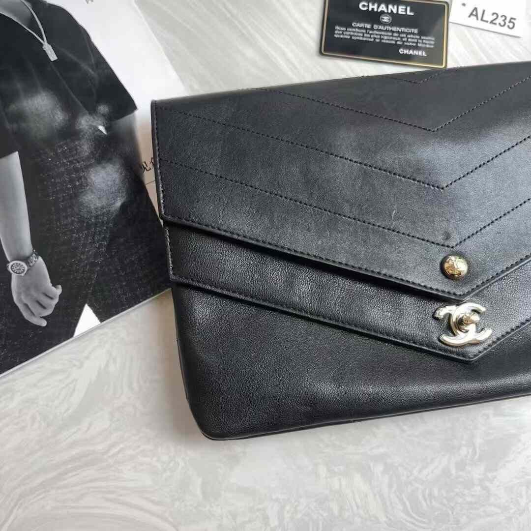 Chanel Pre-loved Bag Very good condition Size ONE SIZE - 4 Thumbnail