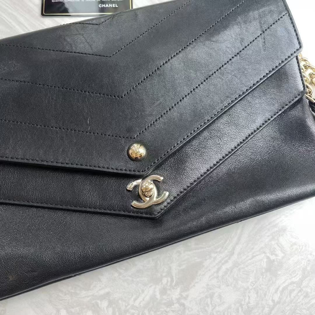 Chanel Pre-loved Bag Very good condition Size ONE SIZE - 2 Thumbnail