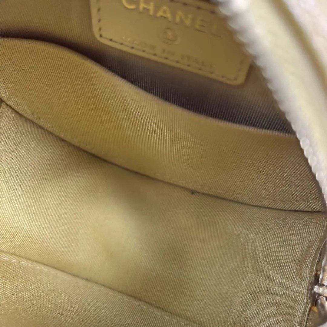 Chanel Pre-loved Bag Very good condition Size ONE SIZE - 5 Thumbnail