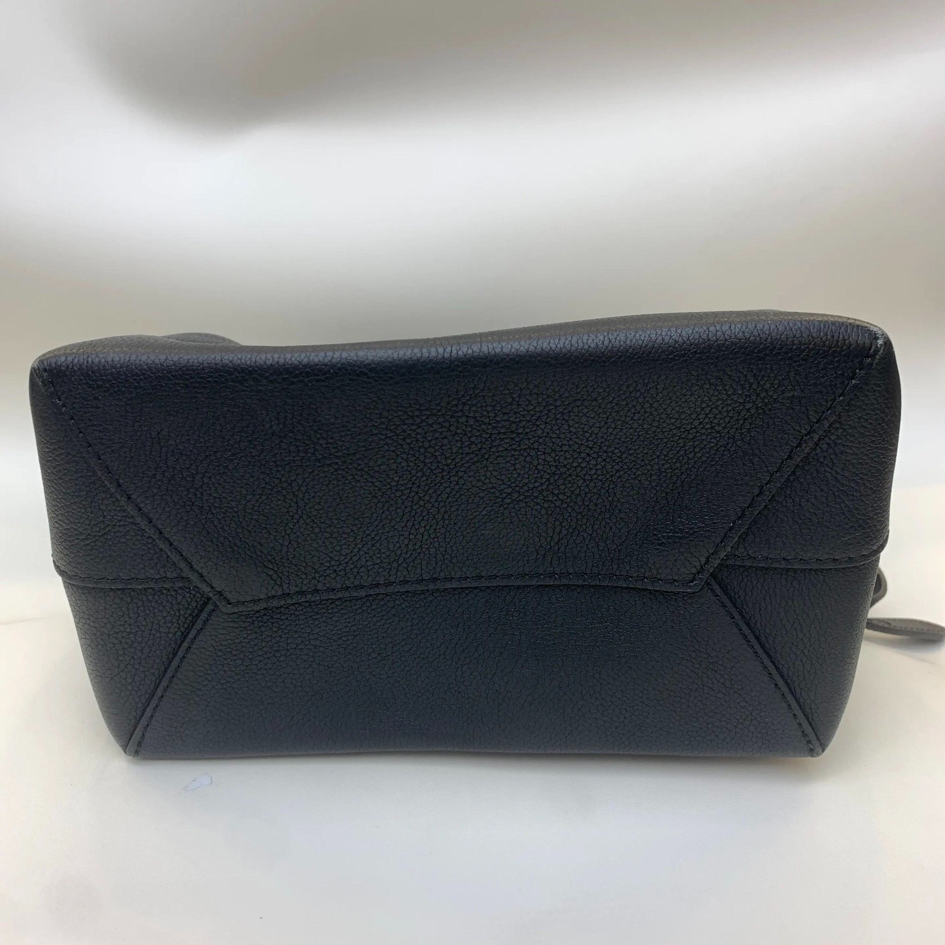 Louis Vuitton Pre-loved Bag Very good condition Size ONE SIZE - 7 Thumbnail