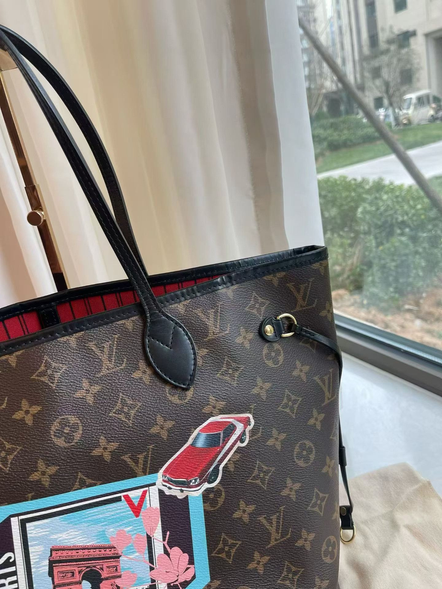 Louis Vuitton Pre-loved Bag Very good condition Size ONE SIZE - 4 Thumbnail