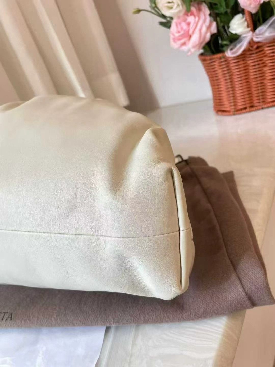 Chanel Pre-loved Bag Very good condition Size ONE SIZE - 5 Thumbnail