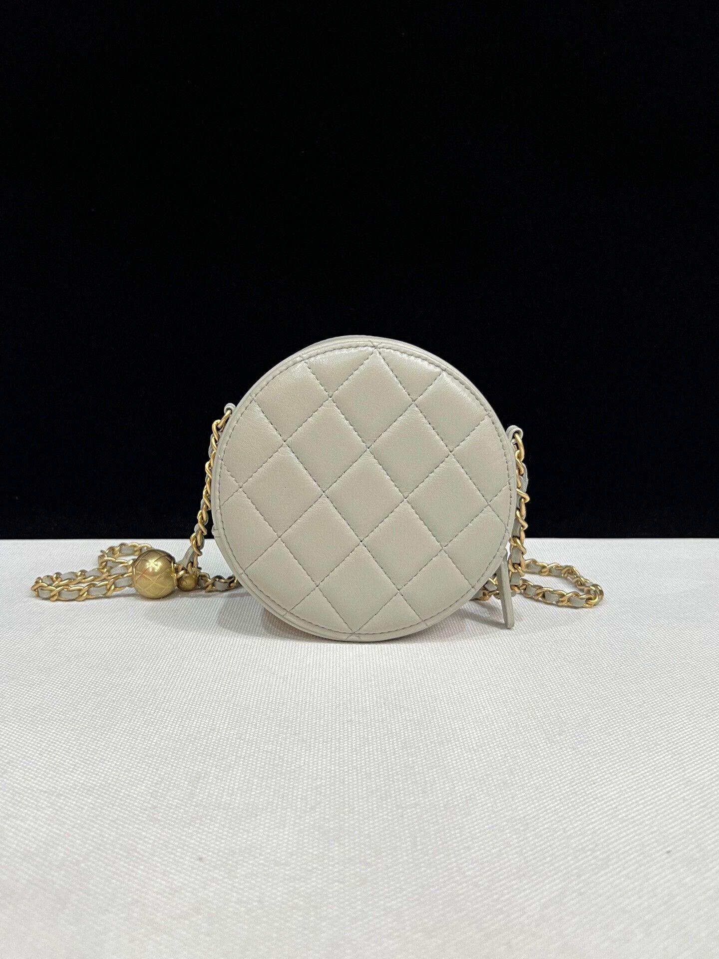 Chanel Pre-loved Bag Very good condition Size ONE SIZE - 2 Thumbnail