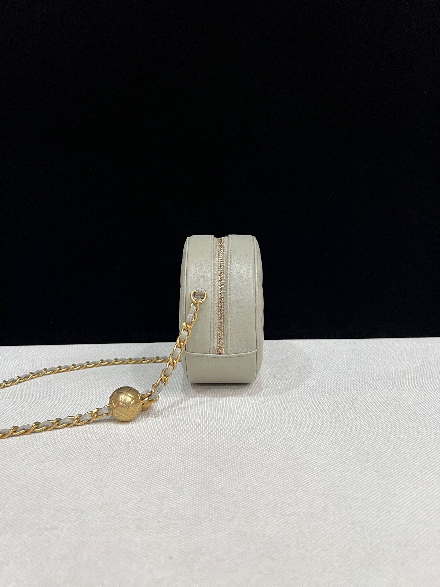 Chanel Pre-loved Bag Very good condition Size ONE SIZE - 3 Thumbnail