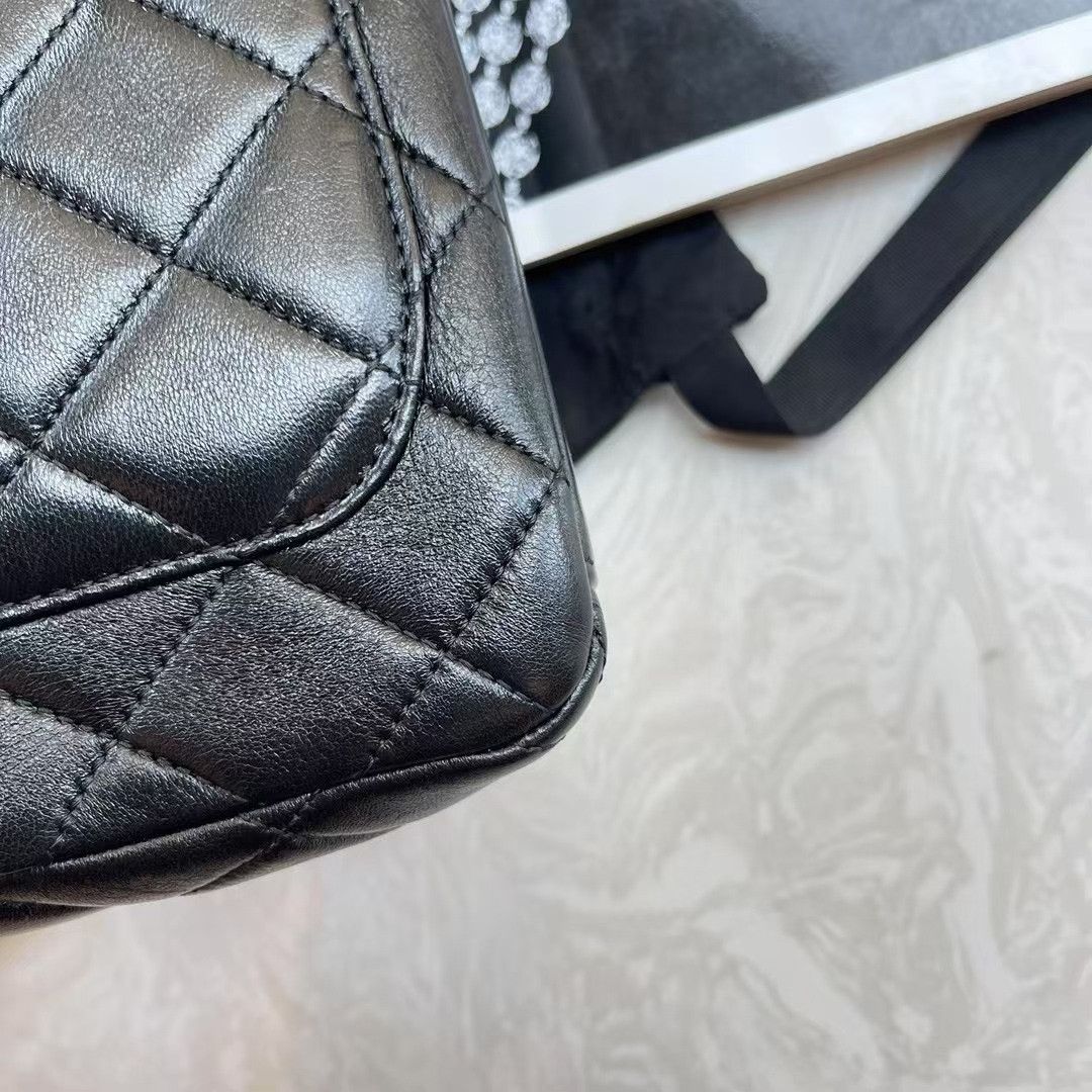 Chanel Pre-loved Bag Very good condition Size ONE SIZE - 7 Thumbnail