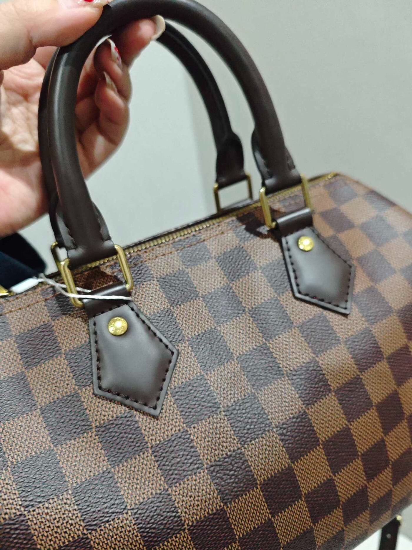 Louis Vuitton Pre-loved Bag Very good condition Size ONE SIZE - 4 Thumbnail