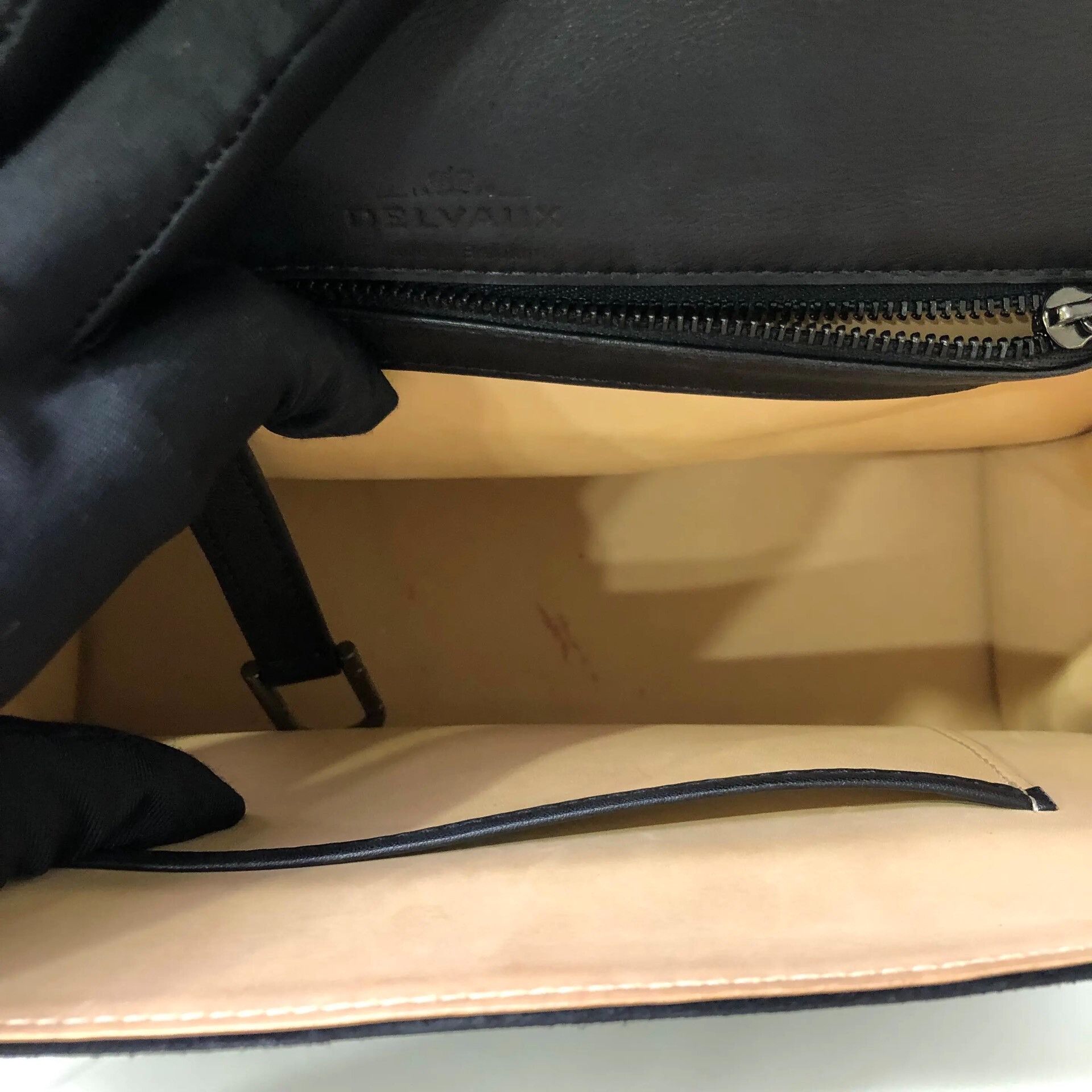 Louis Vuitton Pre-loved Bag Very good condition Size ONE SIZE - 9 Thumbnail