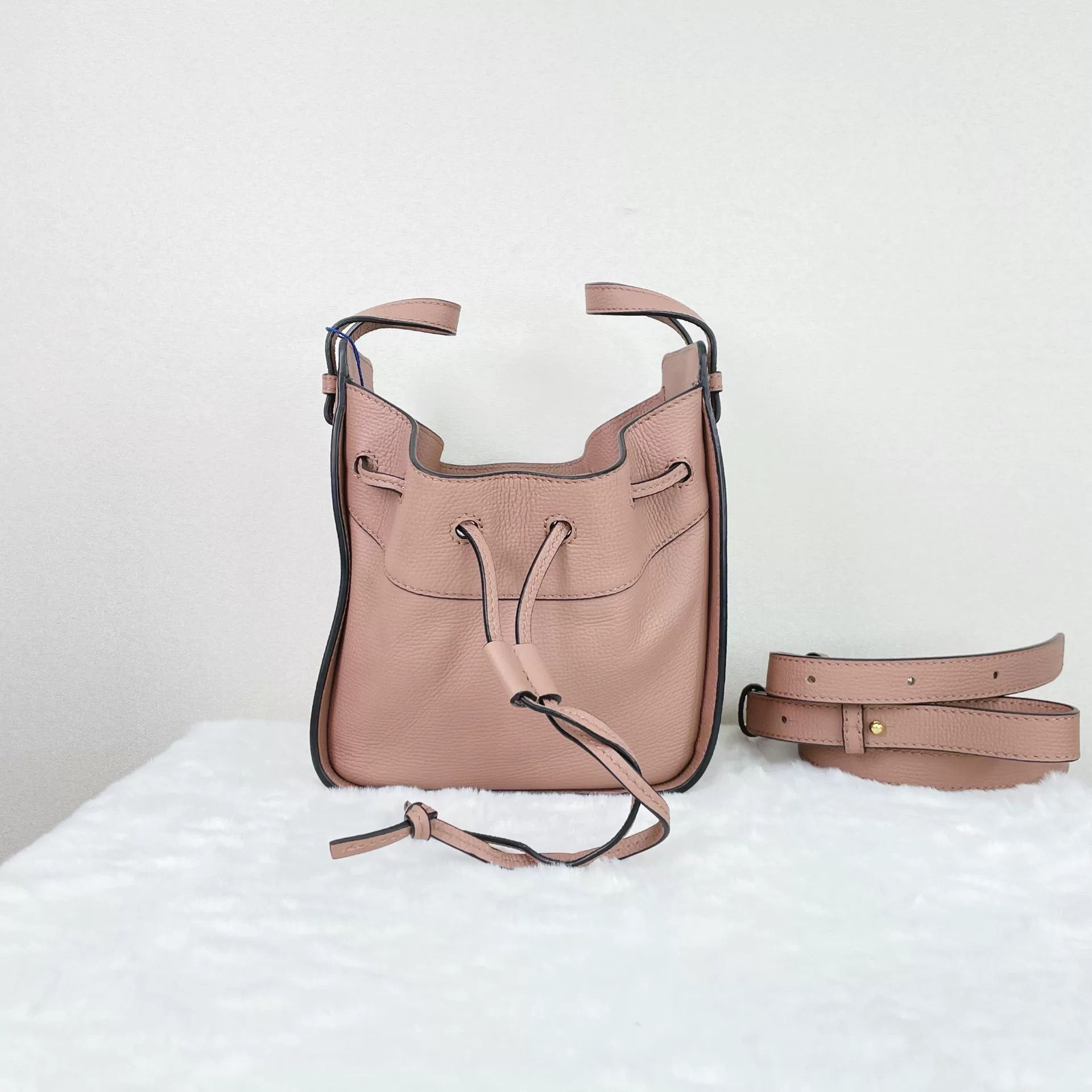 Loewe Pre-loved Bag Very good condition Size ONE SIZE - 2 Thumbnail