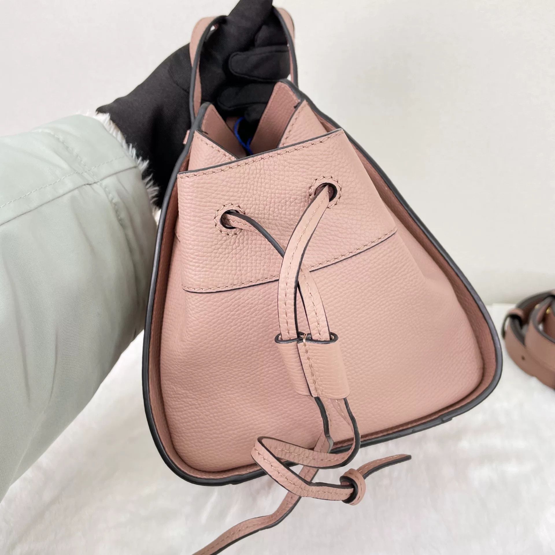 Loewe Pre-loved Bag Very good condition Size ONE SIZE - 7 Thumbnail