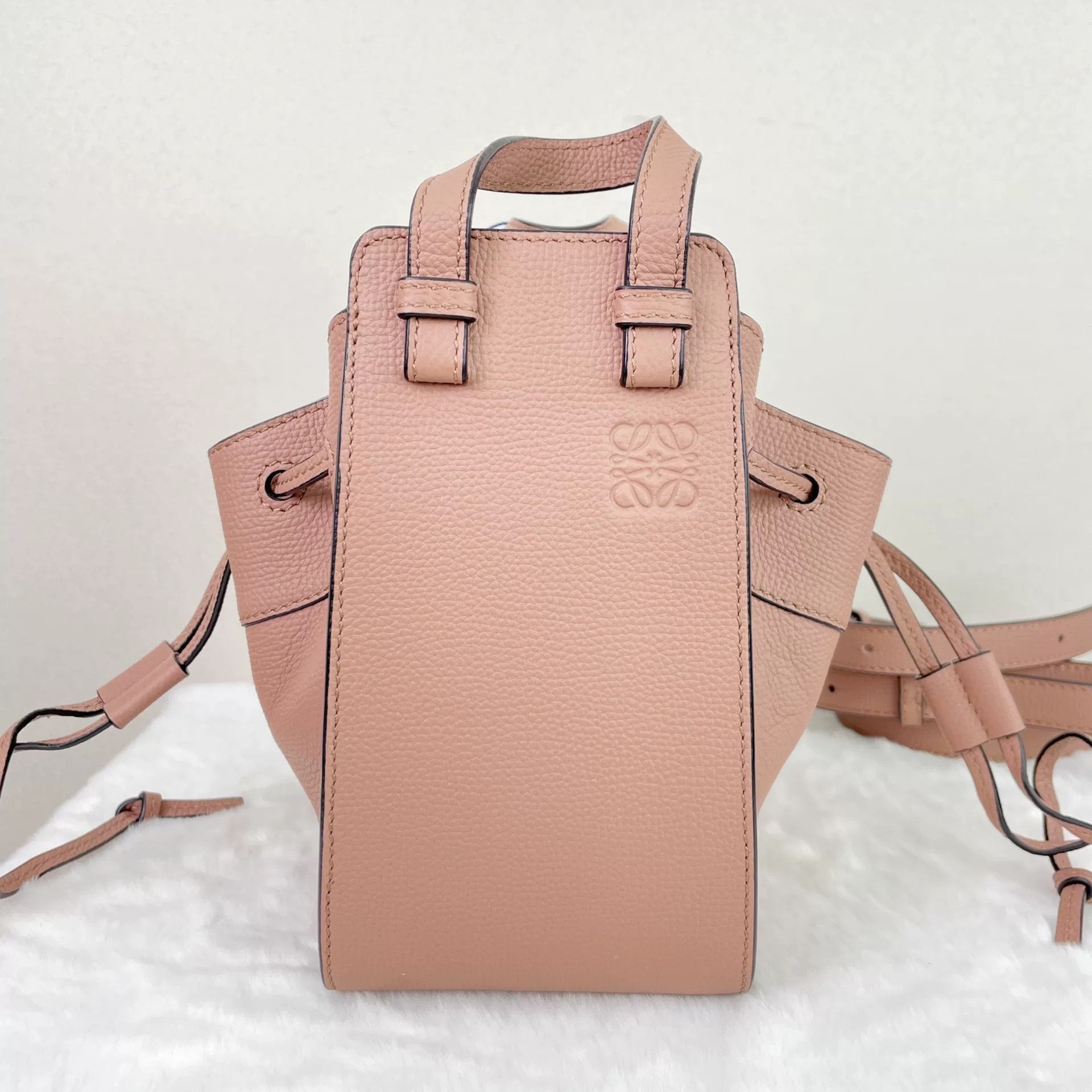 Loewe Pre-loved Bag Very good condition Size ONE SIZE - 4 Thumbnail