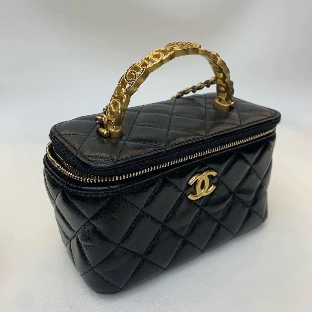 Chanel Pre-loved Bag Very good condition Size ONE SIZE - 2 Thumbnail
