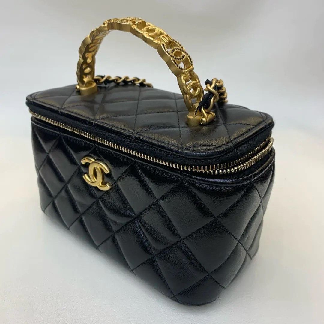 Chanel Pre-loved Bag Very good condition Size ONE SIZE - 3 Thumbnail