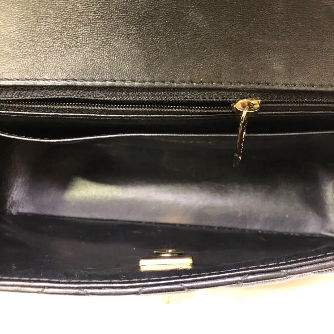 Chanel Pre-loved Bag Very good condition Size ONE SIZE - 7 Thumbnail
