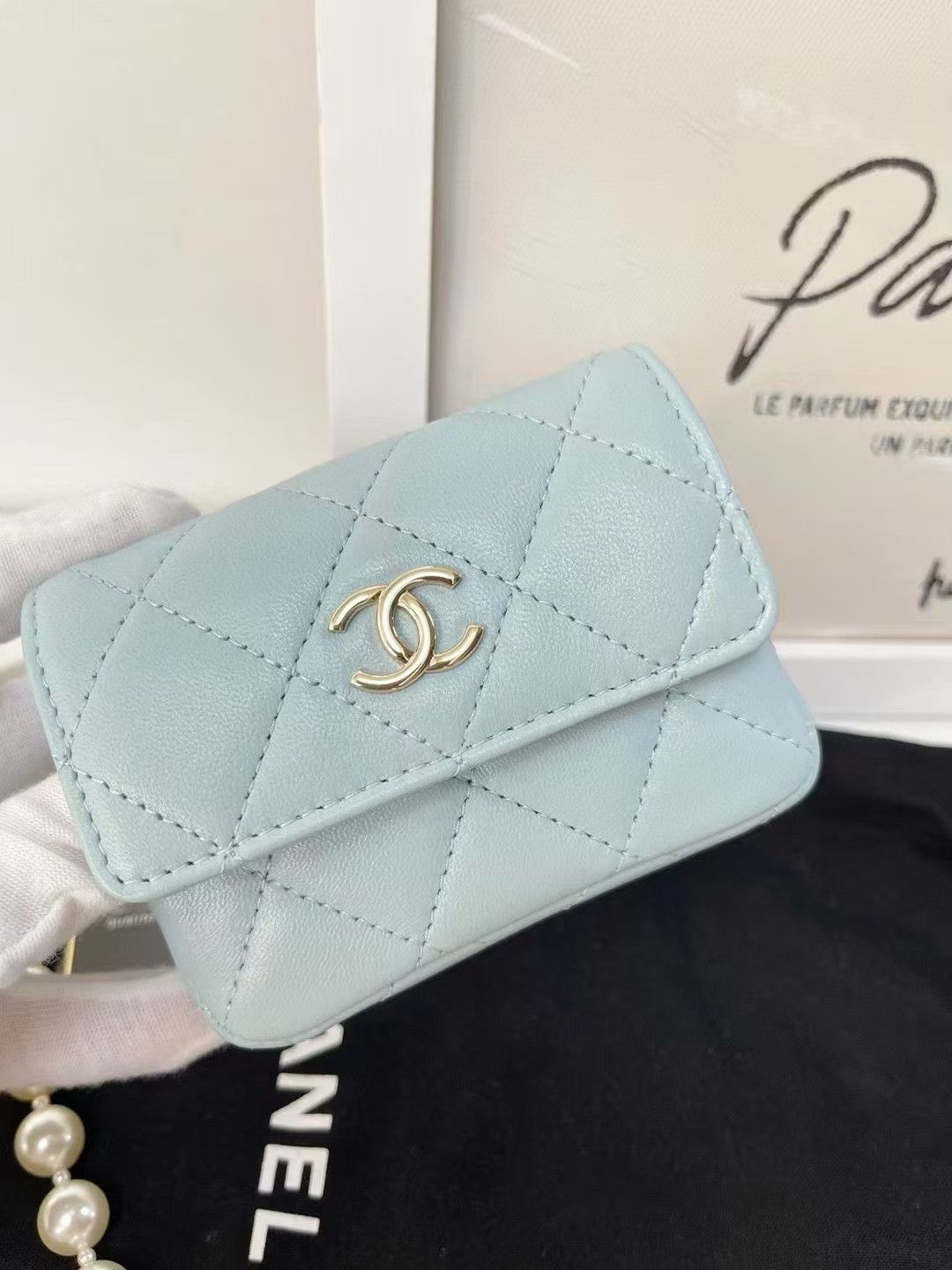 Chanel Pre-loved Bag Very good condition Size ONE SIZE - 4 Thumbnail