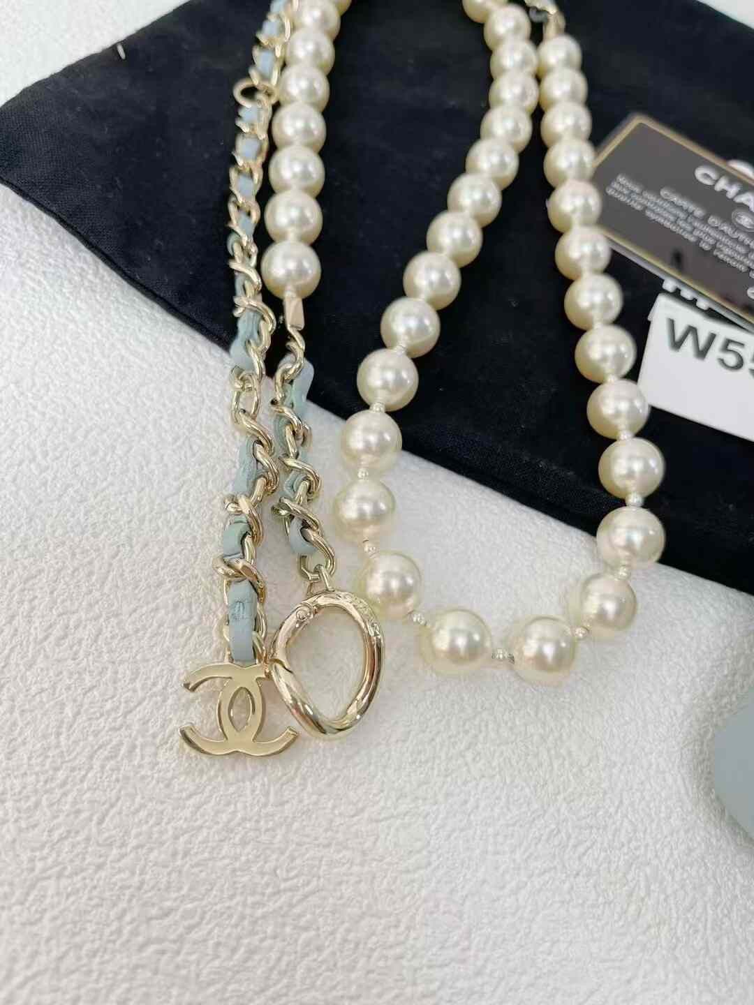 Chanel Pre-loved Bag Very good condition Size ONE SIZE - 8 Thumbnail