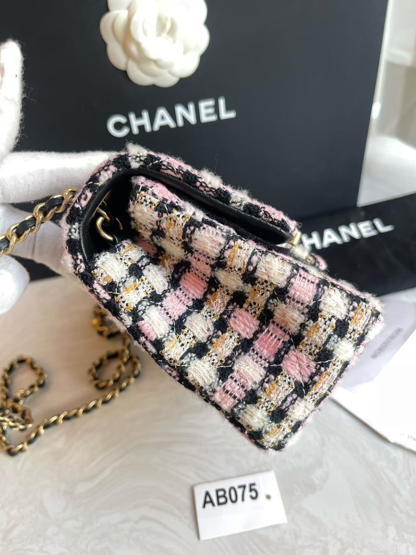 Chanel Pre-loved Bag Very good condition Size ONE SIZE - 5 Thumbnail