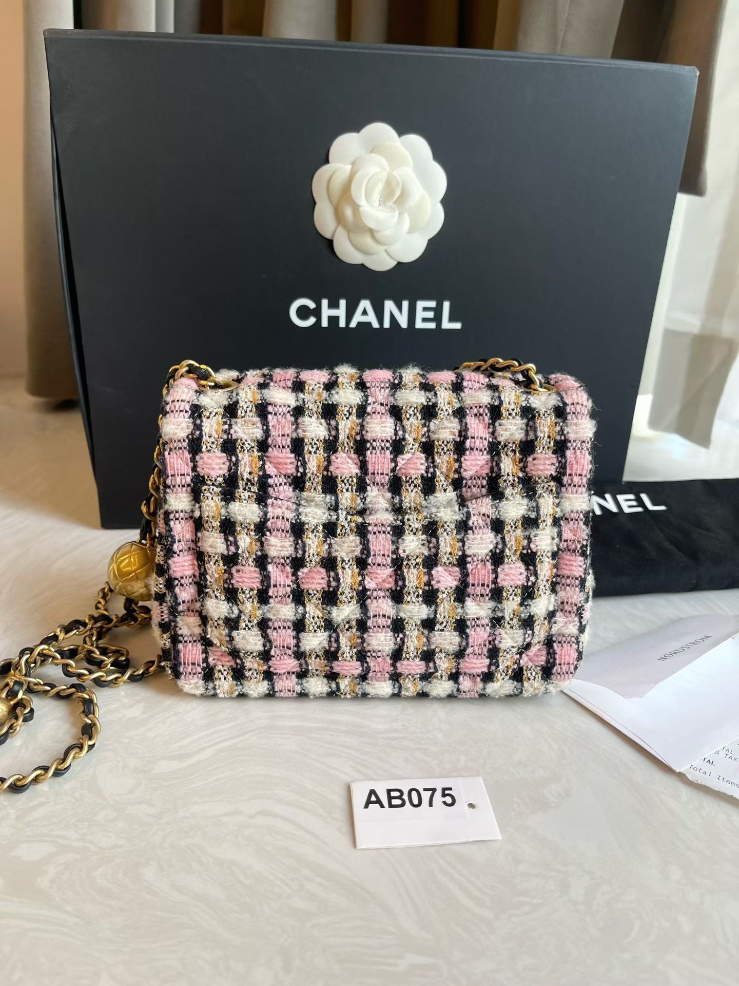 Chanel Pre-loved Bag Very good condition Size ONE SIZE - 6 Thumbnail
