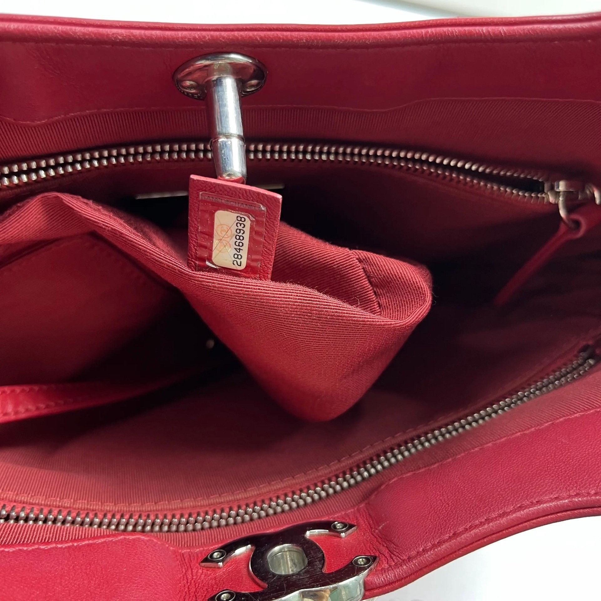 Chanel Pre-loved Bag Very good condition Size ONE SIZE - 8 Thumbnail
