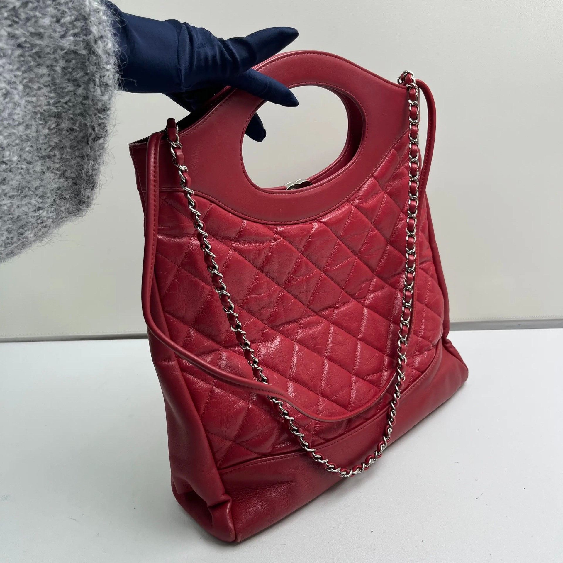 Chanel Pre-loved Bag Very good condition Size ONE SIZE - 5 Thumbnail
