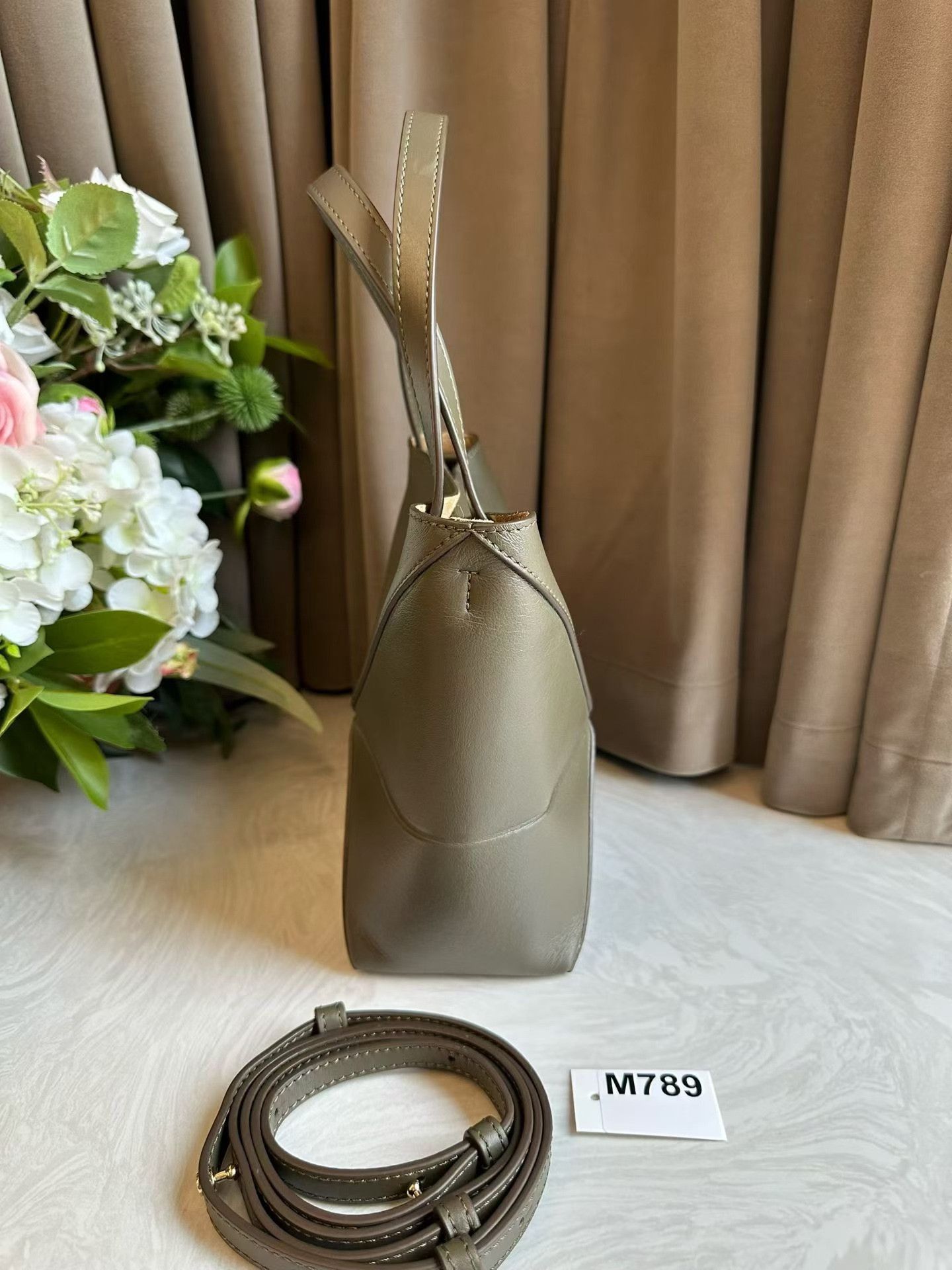 Loewe Pre-loved Bag Very good condition Size ONE SIZE - 6 Thumbnail