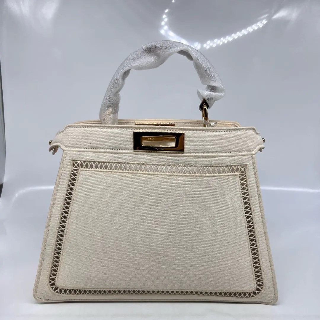 Fendi Pre-loved Bag Brand new condition Size ONE SIZE - 3 Thumbnail