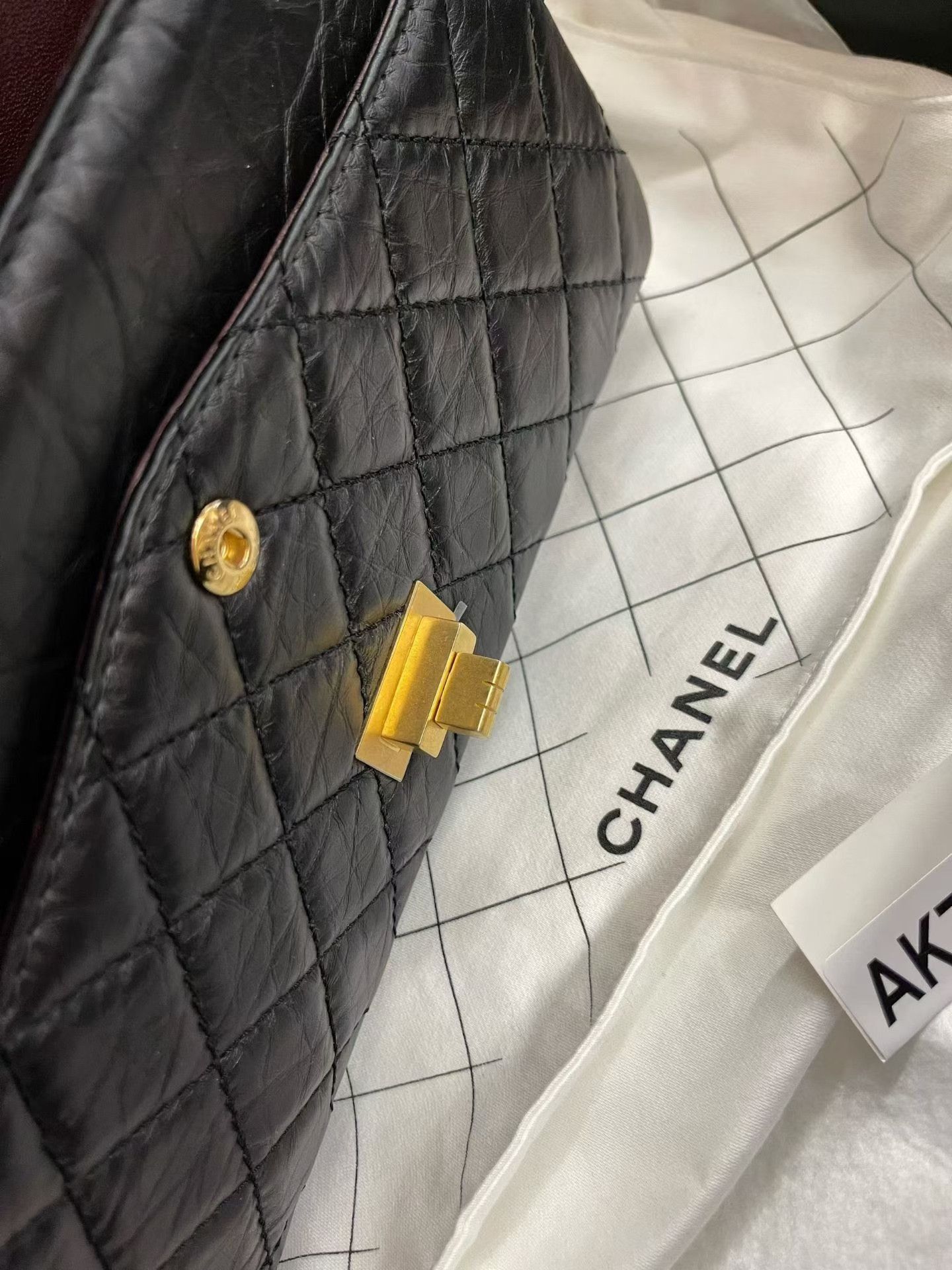 Chanel Pre-loved Bag Very good condition Size ONE SIZE - 9 Thumbnail
